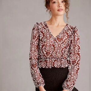 [Anthropologie] Jacquard Peasant  Stretch Lace Ruffle Details V Neck Top